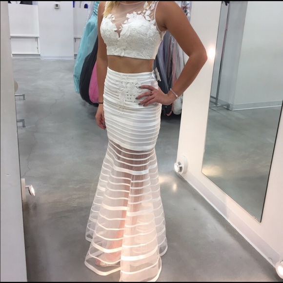 Sherri Hill Prom Dress - Picture 3 of 3